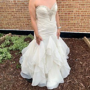 Essence of Australia Wedding Dress